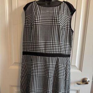 Calvin Klein Sleeveless Black and White Houndstooth Dress